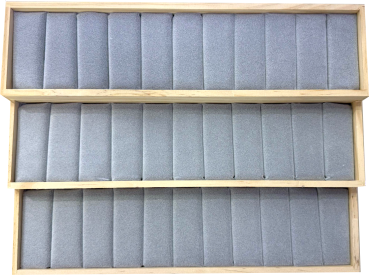 Holzdisplay Typ 32 - Armreifhalter